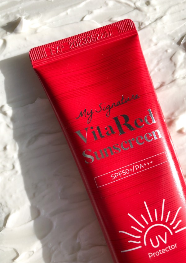 TIA'M My Signature Vita Red Sunscreen