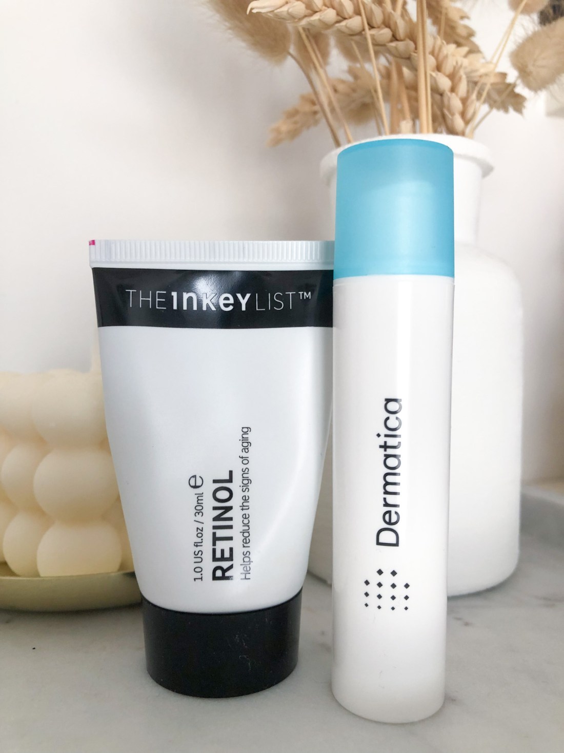 Two types of retinoid: retinol and tretinoin
