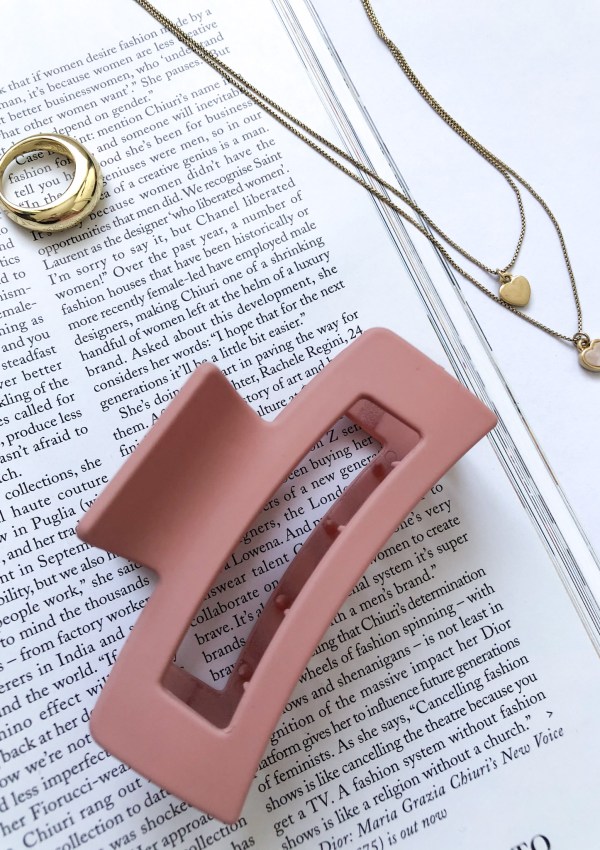 The Best Claw Clips For Fine Hair