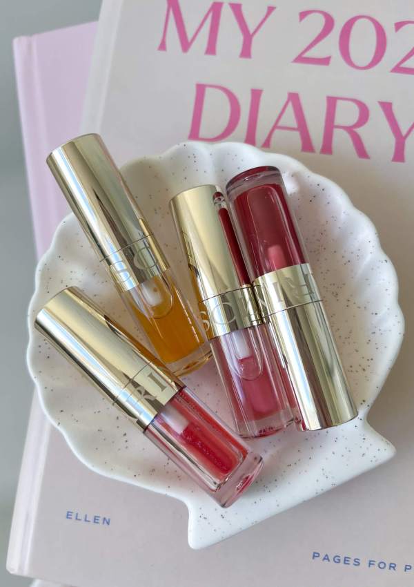 Clarins Lip Comfort Oil Review