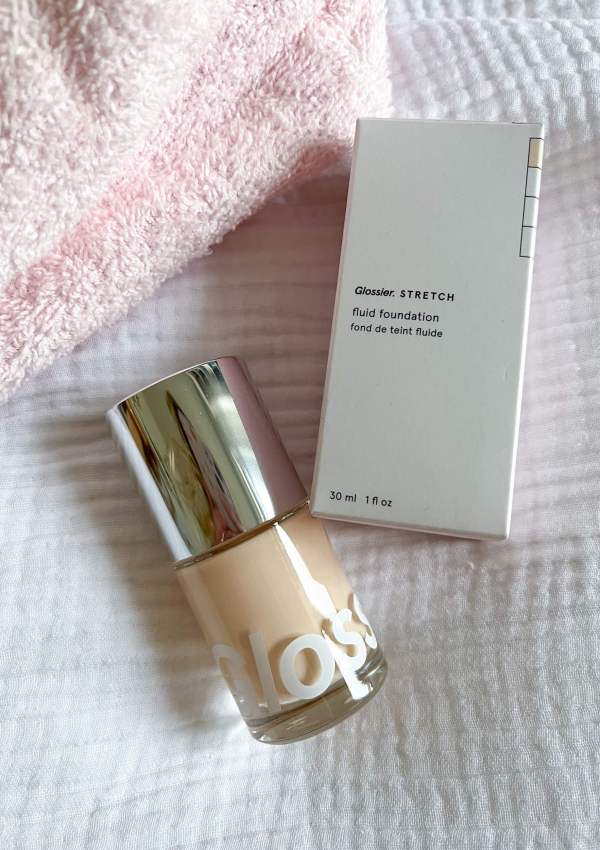 Glossier Stretch Fluid Foundation Review