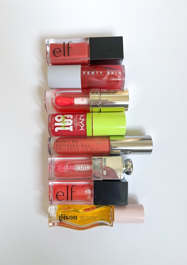 Lip oils