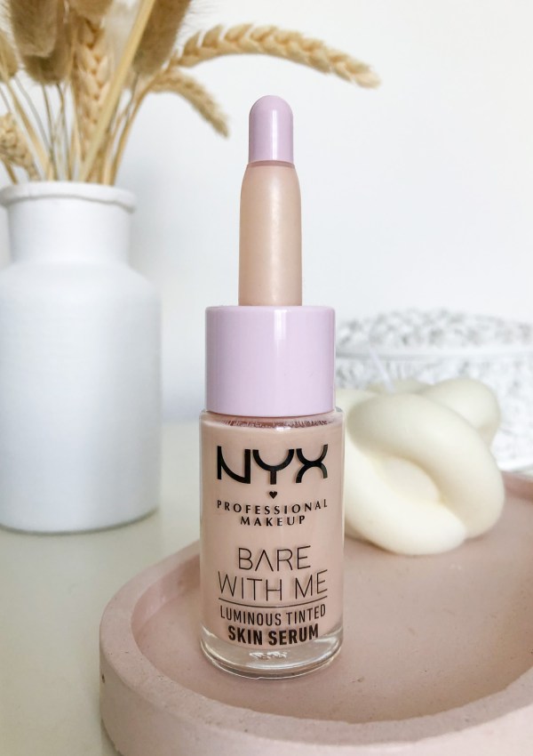 NYX Bare With Me Luminous Tinted Skin Serum