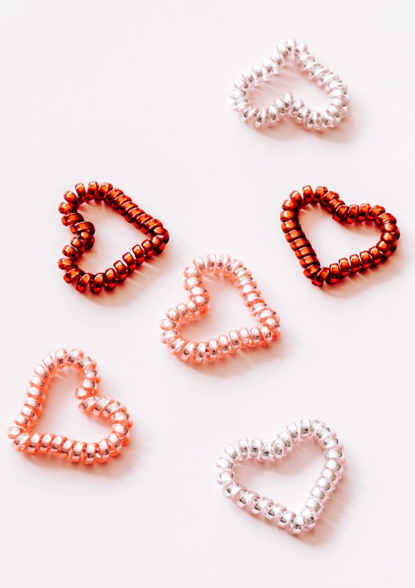 20 Seriously Adorable Valentine’s Day Nail Art Ideas
