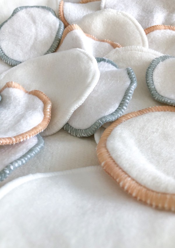 Makeup remover cotton rounds